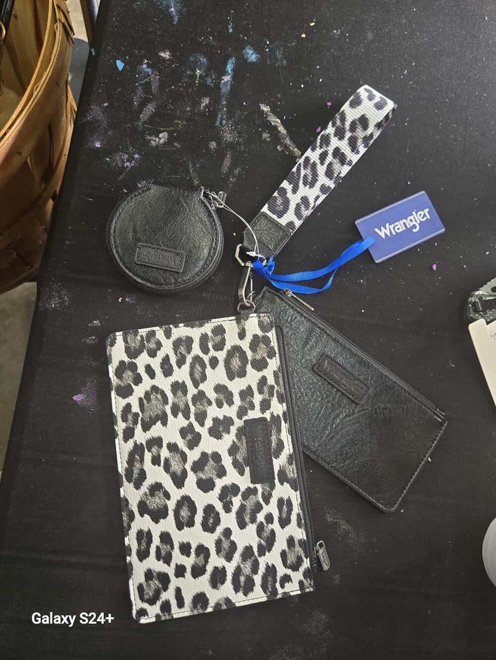 Wrangler Black & White Leopard Print Wristlet and Accessory Set